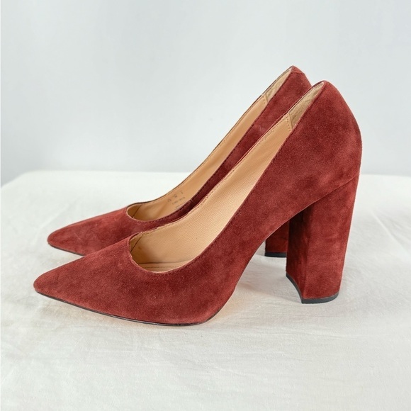 Pour la Victoire Suede Point Toe Chunky Heels in Burgundy Size 7.5 - Picture 3 of 8